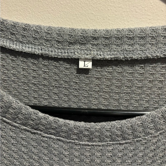 2 piece Athletic bundle size L - Picture 8 of 11